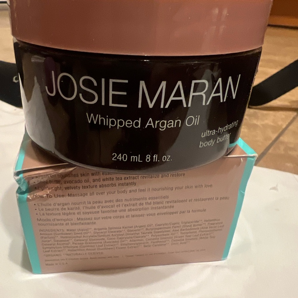 Whipped argan oil body butter